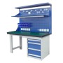 Escritorio Metálico Industrial con Repisa 50 cm y Tomas 220V