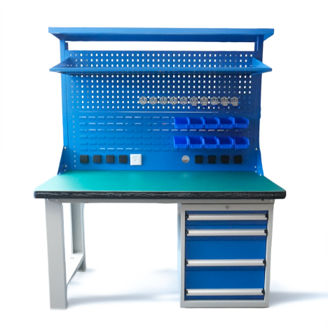 Escritorio Metálico Industrial con Repisa 30 cm y Tomas Eléctricas
